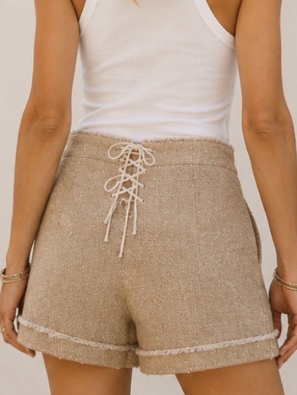 Rosie Assoulin Tan Textured Sailor-Button Shorts Made in Italy Sz 2 Waist 13.5 - Picture 2 of 5